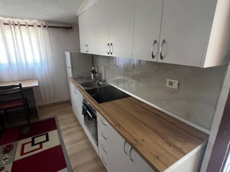 Affitto | Apartament 2 + 1 | Gjergj Legisi | 450 €/mese