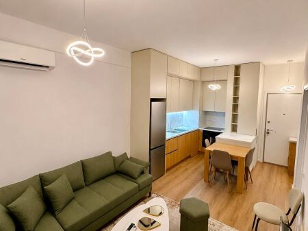 Qira Apartament 1+1 në Kompleksin Kadiu 500 €