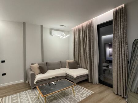 Jepet me qera apartament 2+1+2 tek Rruga e Kosovareve