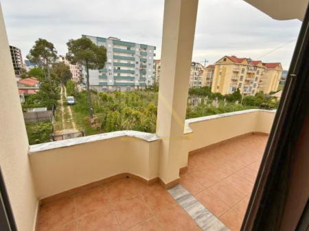 Apartament 1+1 për Shitje – Mali i Robit, Kavajë | 100 Metra nga Deti