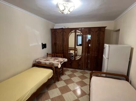 MONOLOCALE 32000 LEKE. VIA ELBASAN