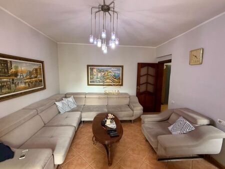 Rent, 3+1 Apartment, Xhamlliku near Oslo, 60,000 Leke/Month