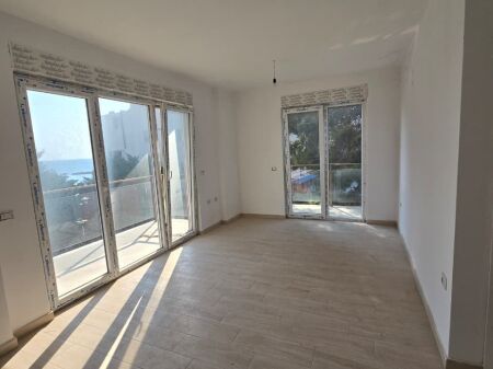 📌 SHITET APARTAMENT 1+1 – RANA E HEDHUN