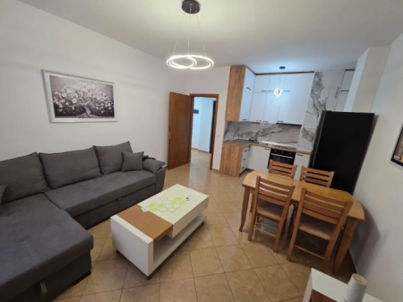 Apartment 1+1 for rent at 5 Maji Tirane