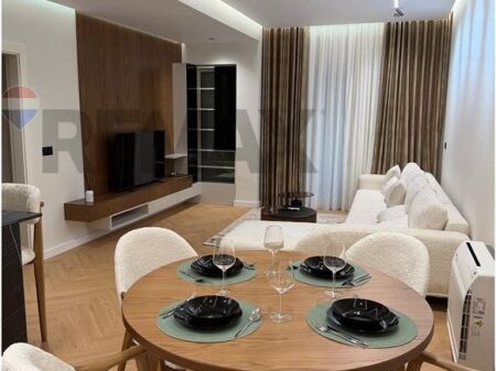 APARTAMENT 2+1+2 PER QIRA TEK KOPSHTI ZOOLOGJIK