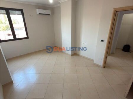 Jepet me Qira Ambient 3+1+2 për Zyra – Stadiumi Dinamo | 122.8 m² | Me Post Parkimi