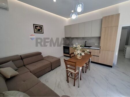 SHTËPI PRIVATE 1+1 PËR QIRA AFATGJATË – CENTRALE, VLORË