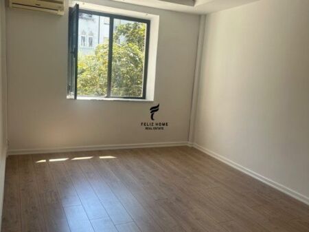 ZYRE ME QERA 120 M2 BULEVADI ZOGU I PARE 130.000 LEKE FH-87833