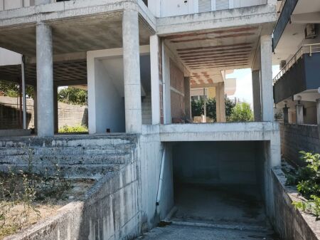 🏡 SHITET SHTËPI PRIVATE – SAUK | RRUGA HAMIDE DALIPI