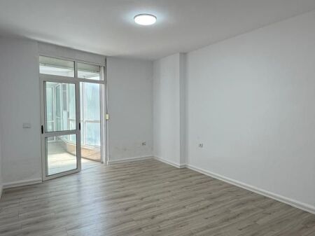 Zyre me Qira Ish Ekspozita Tirane