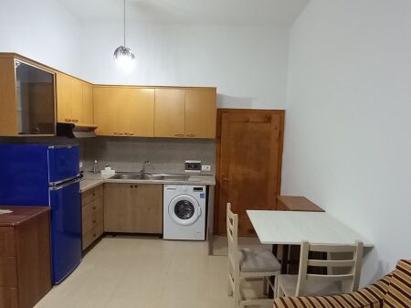 JEPET ME QIRA GARSONIERE - SHKOZE, TIRANE