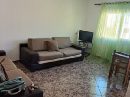 Apartament me qera