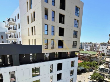 ULJE ÇMIMI – Apartament 2+1 me Post Parkimi për Shitje – Rruga Jordan Misja, Tiranë