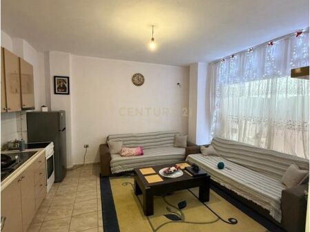 Apartment 1+1 for sale in Yrshek, QTU Shopping Center, Tirana
