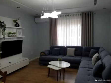Apartament Me Qera 2+1 Tek Zogu i Zi (ID B2202044) Tirane