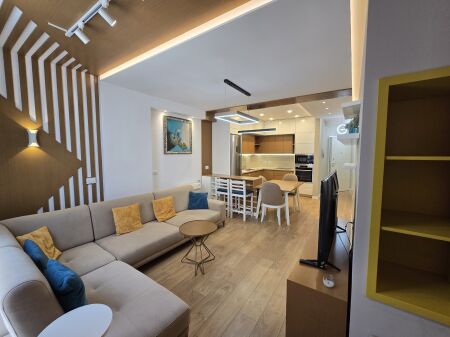 Apartment 2+1+2 at 21 December