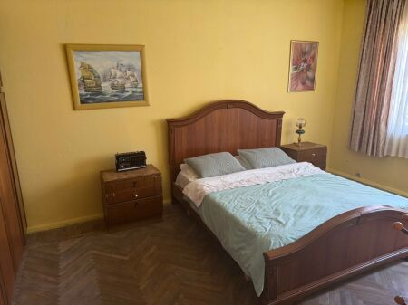Jepet Me Qera Apartament 2+1+1 Ballkon