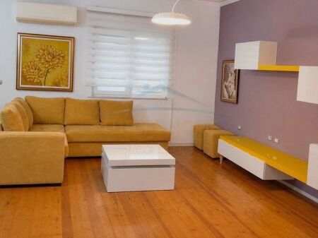 Affitto, Appartamento 2+1, Via Kosovareve 800 €