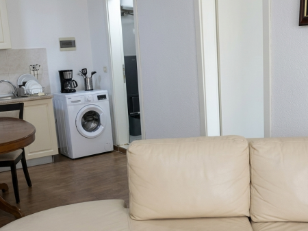 1+1 ME QIRA VILAT AMERIKANE 350 €
