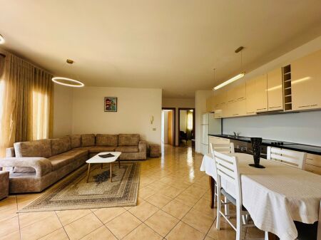 APARTAMENT 2+1, ZOGU I ZI