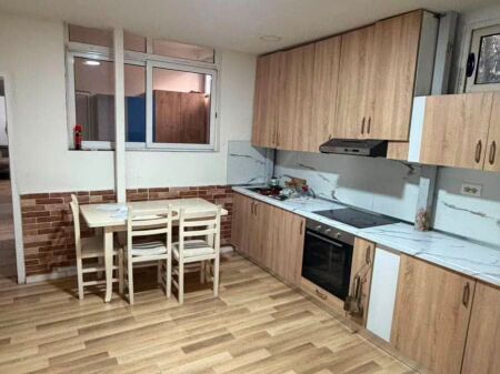 FOR RENT APARTMENT 3+1 Near Besnik Sykja School – Vasil Shanto.