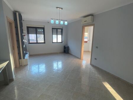 For rent in block 2+1 for office