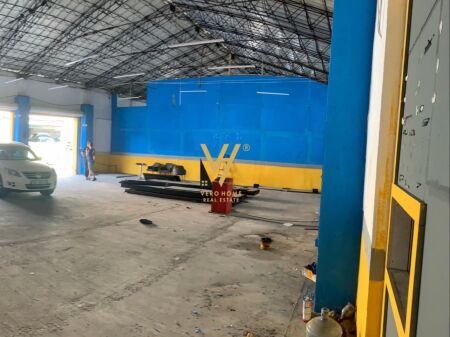 WAREHOUSE 400 M2 FOR RENT IN MISTO MAME 300,000 LEKE