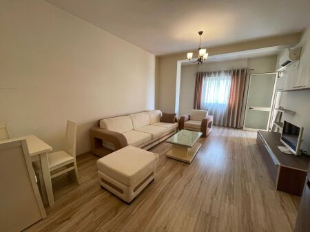TE KODRA E DIELLIT APARTAMENT 1+1 PER SHITJE!