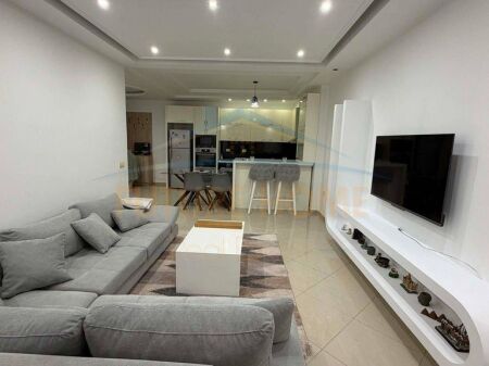 Qera, Apartament 2+1+2, Unaza e Re
