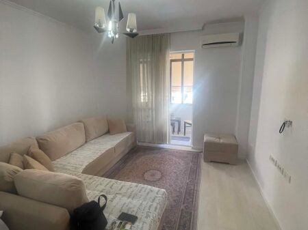 jepet me qera apartament 2+1