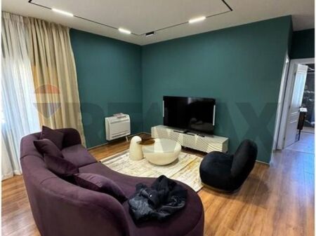 APARTAMENT LUKSOZ 1+1 PER QIRA TE LAKELAND!