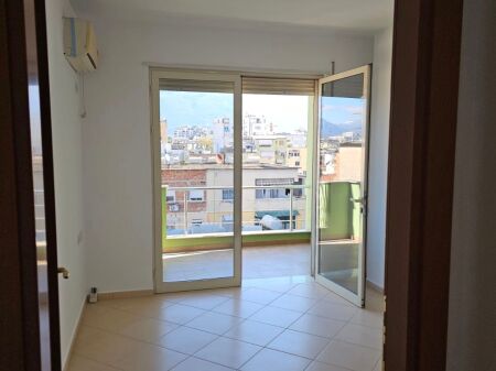 APPARTAMENTO IN AFFITTO 3+1+2 – 110 m² | 5° Piano + PARCHEGGIO
