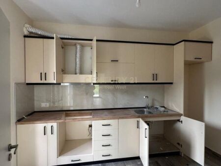 Apartament 2+1 me qira te Liqeni i Farkës