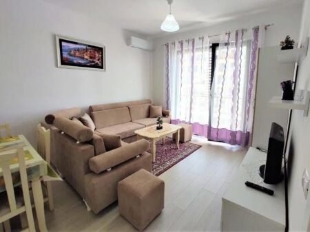 Appartamento 3+1+Posto auto in affitto "Kinostudio"