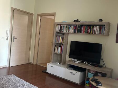 APARTAMENT 2+1 ME QERA ZONA SIPER KRISTALIT