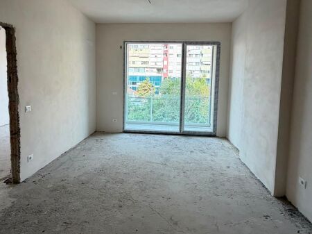SHITET APARTAMENT 1+1 – FUSHA E AVIACIONIT