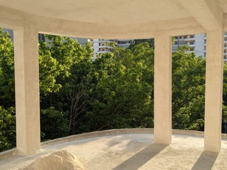 FOR SALE 3 STORY BUILDING IN THE HEART OF VLORE