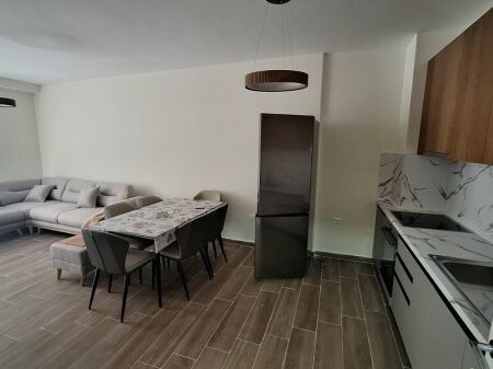 2+1 apartment for rent at 5 Maji