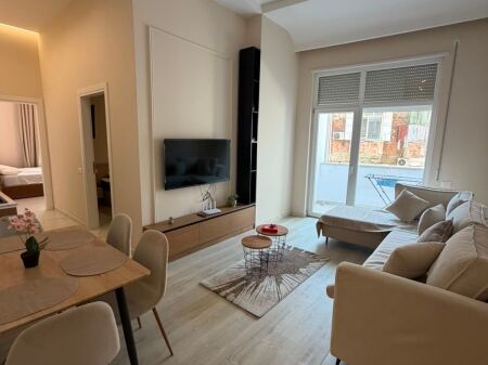 We rent Super Apart 2+1 near Flora cafe, Durres Street