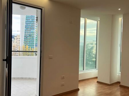 Ambasciata Americana - Ufficio in Affitto 190m2 Palazzo con Ascensore L'ambiente si trova in un palazzo ben amministrato con ascensore e ha una superficie di 190m2 6° Piano Adatto per cliniche mediche, cliniche dentali, ufficio notarile, call center ecc.
