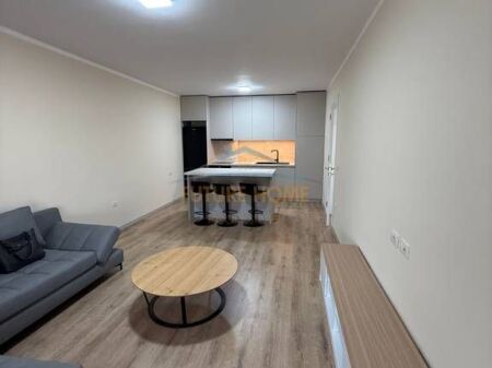 Rent, Apartment 2+1+2 +Storage + Parking Spot, Kombinat, Tirana.