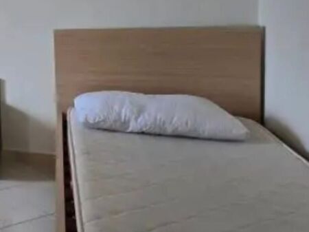 GARSIONERE 17000 LEKE.VILAT GJERMANE
