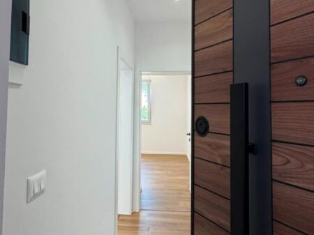 SHITET APARTAMENT 2+1 – RR. 4 DËSHMORËT