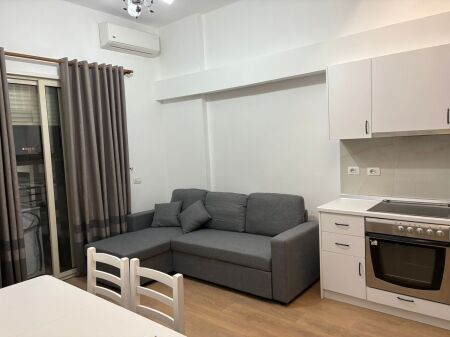 Jepet  Apartament me  qera 1+1+ Dubleks  Golden Park  Amerikan 3  