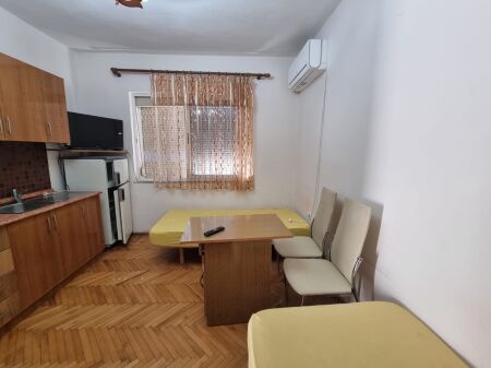 Garsionjere per qera Myslym Shyri !
