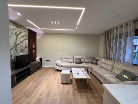 Apartment 2+1 for rent in Ali Demi!