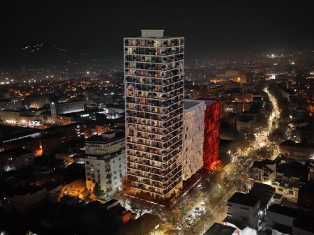 Shitet Apartament 2+1+2 - Oberon Tower, Stacioni i Trenit