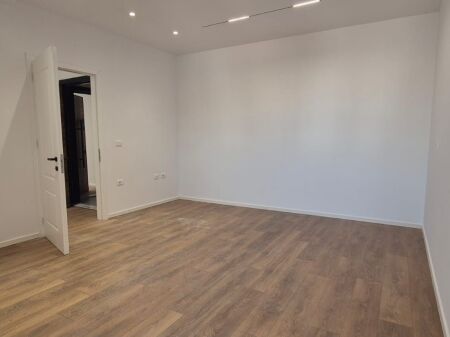  SHITET APARTAMENT 2+1 | DIPLOMAT – BLLoku VASIL SHANTO
