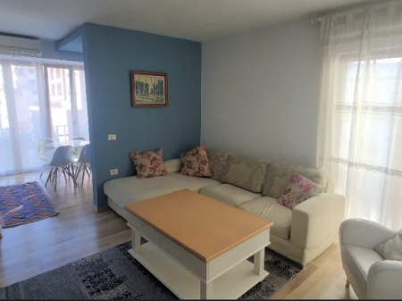 Appartamento 1+1 in affitto Myslym Shyri Tirana