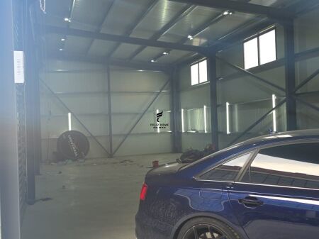 MAGAZZINO IN AFFITTO 500 M2 AUTOSTRADA TIRANA-DURRES 250.000 LEKE FH-88311